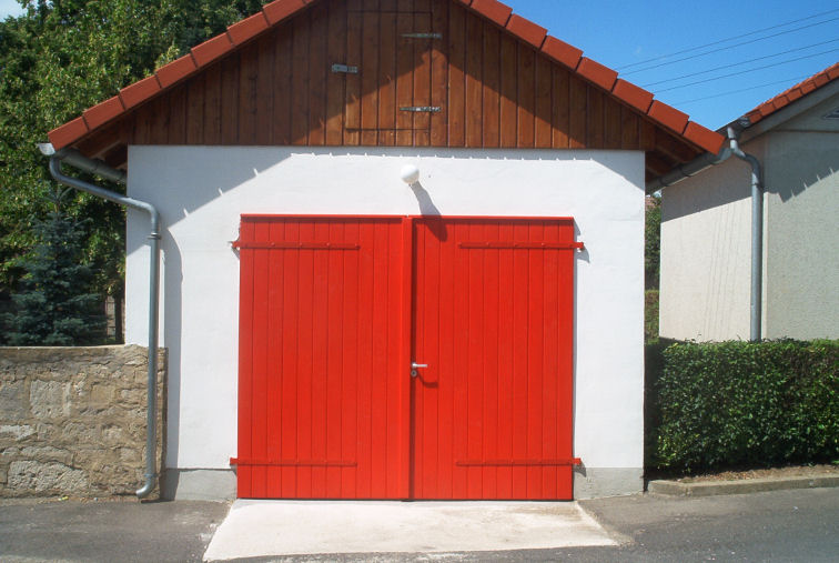<p> </p><p> </p><p>Feuerwehrtor</p>