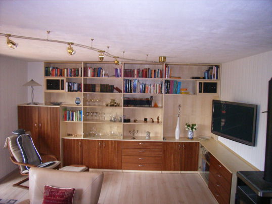 <p>Schrankwand</p>